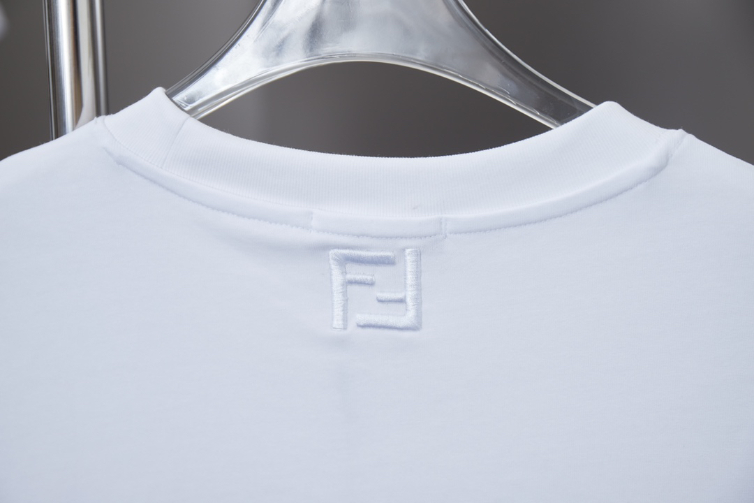 フェンディ「Fendi」2025SS 春夏新作 ラウンドネック ファッショナブルTシャツ
