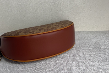 コーチ(Coach) ミラ ショルダー バッグ・ホース アンド キャリッジ プリント