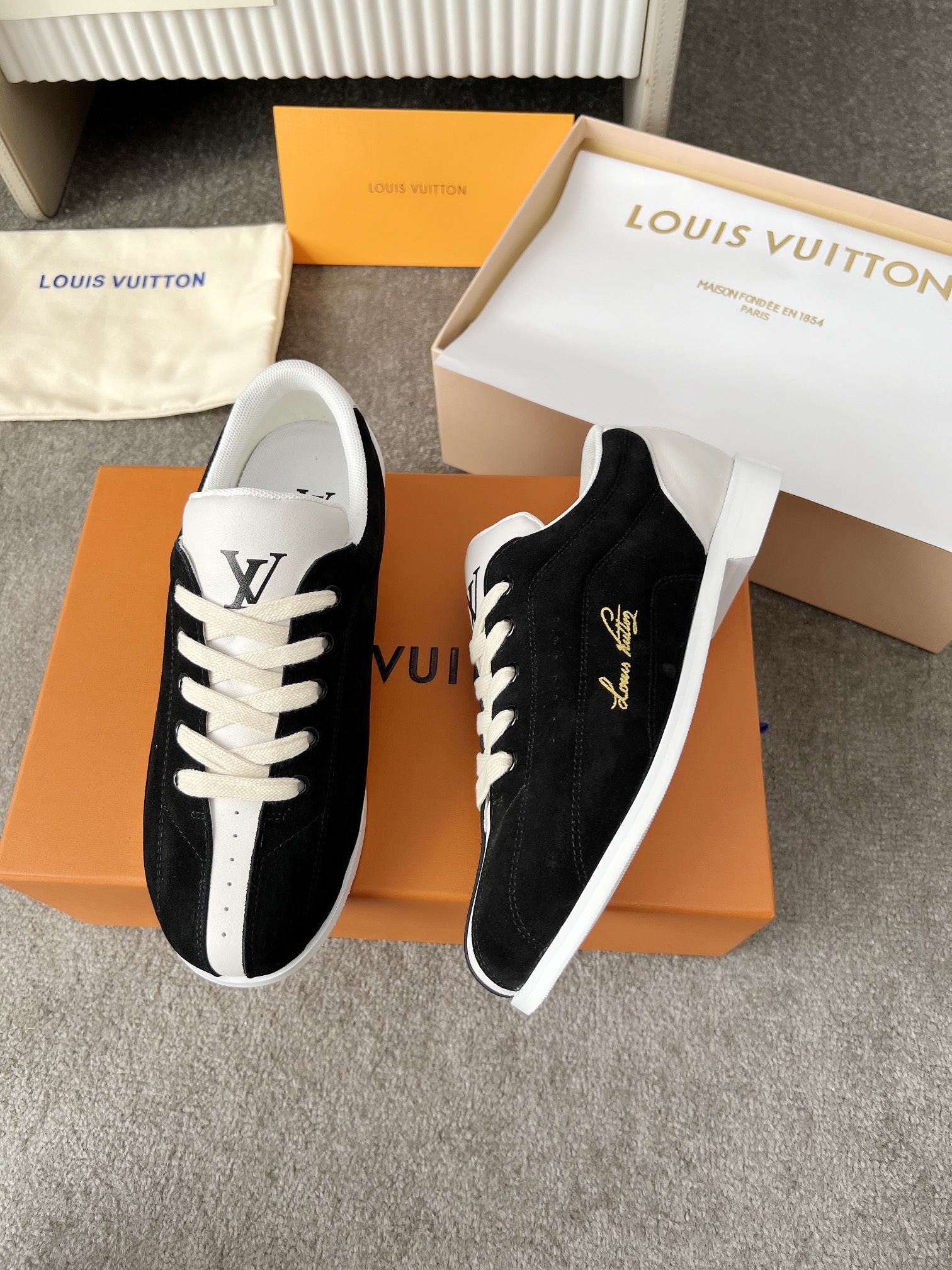 ルイ・ヴィトン「Louis Vuitton」Bowling スニーカー メンズ レザー シューズ