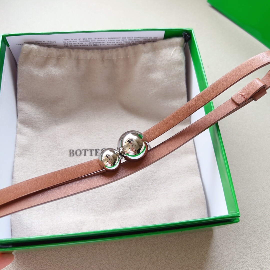 ボッテガ ヴェネタ「Bottega Veneta」クラシックサークルベルト レディース100CM