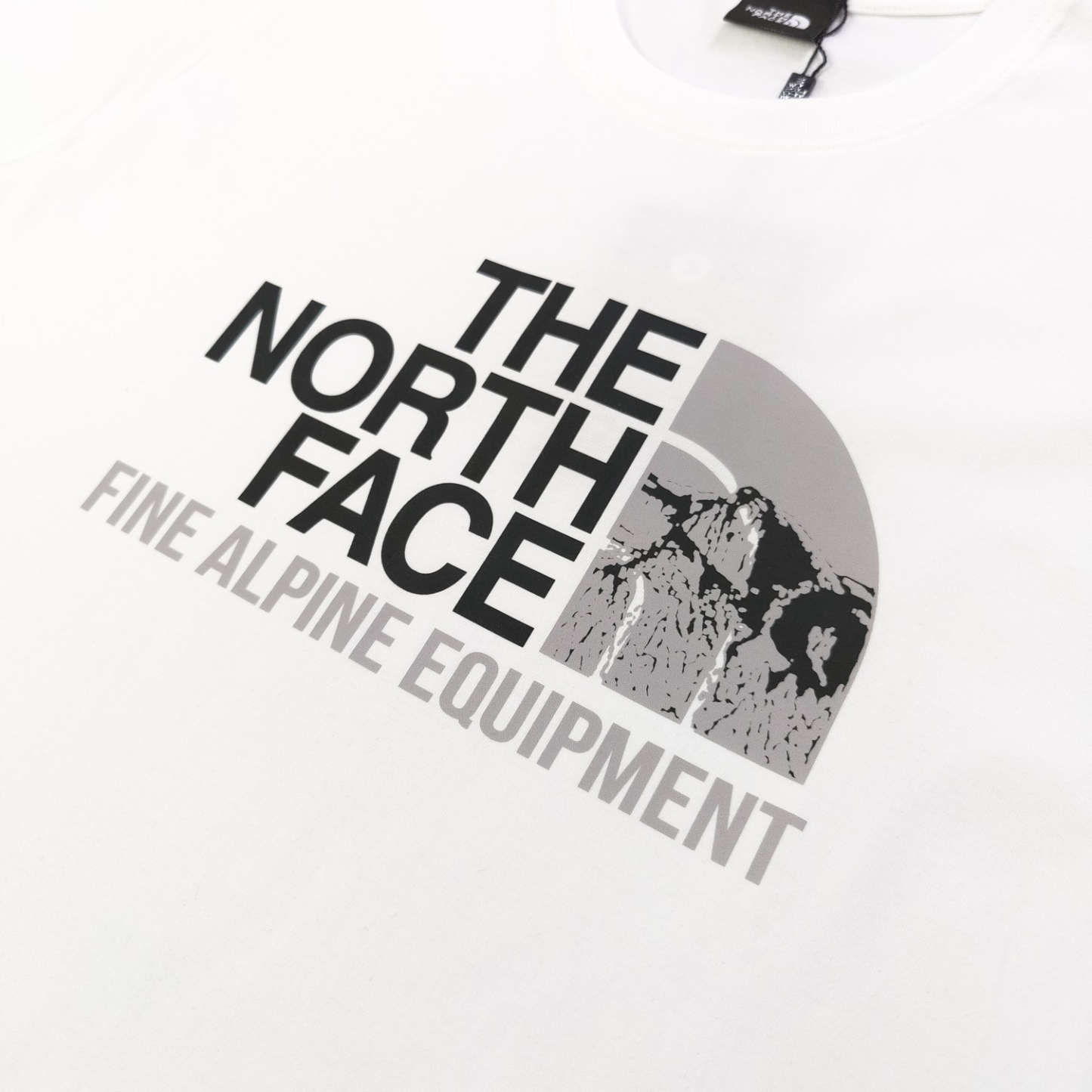 ザ・ノースフェイス「The North Face」マウンテンシンボル 2025 SS クルーネックTシャツ
