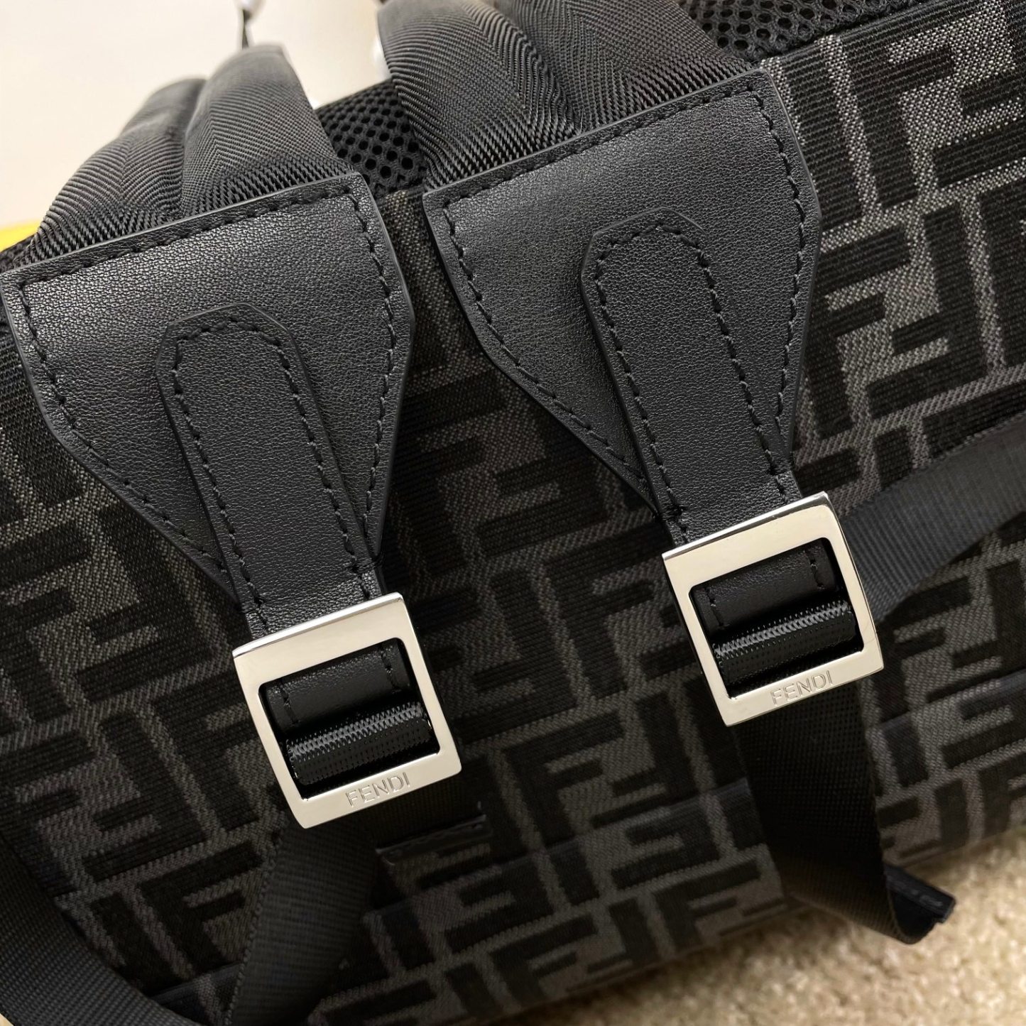 フェンディ「Fendi」クラシック FF モチーフ 7V2066 バックパック-ISETAN PRESTIGE CURATED