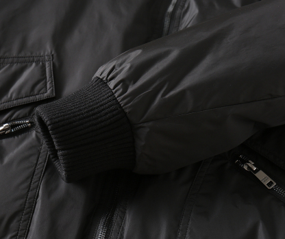 プラダ「Prada」秋冬ダウンジャケット