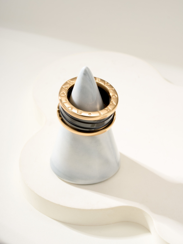 ブルガリ「Bvlgari」 セラミックリング