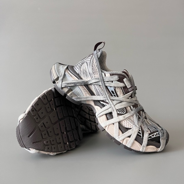 バレンシアガ「Balenciaga」Phantom Sneaker 3XL バンドデザイン ダディシューズ