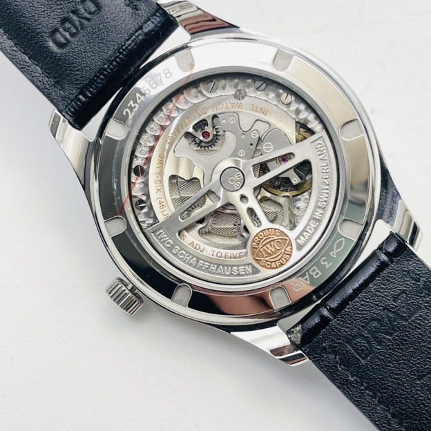 アイ・ダブリュー・シー「IWC」メカニカルウォッチ メンズ40MM