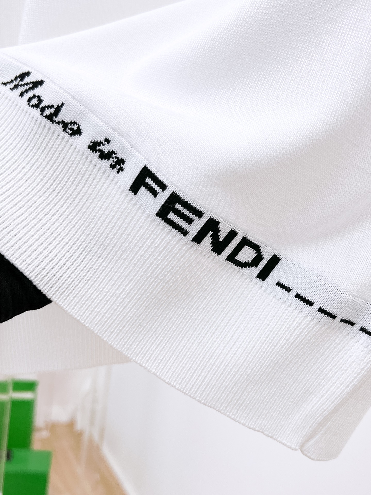 フェンディ「Fendi」2025SS メンズ プレミアムニット ショートスリーブTシャツ