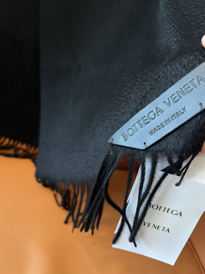 ボッテガ ヴェネタ「Bottega Veneta」プレミアム キャシュミール ラージマフラー35x200cm