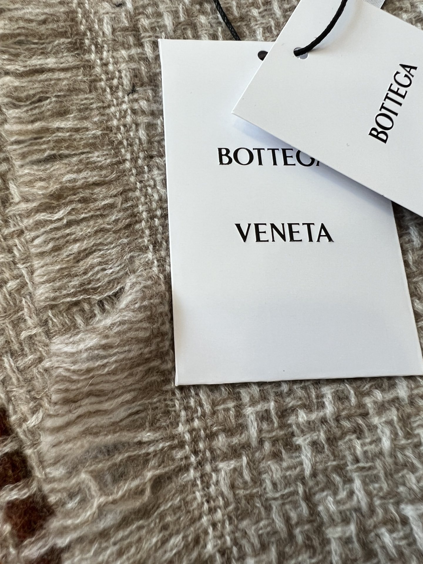 ボッテガ ヴェネタ「Bottega Veneta」イントレチャート キャシュミール マフラー30x180cm