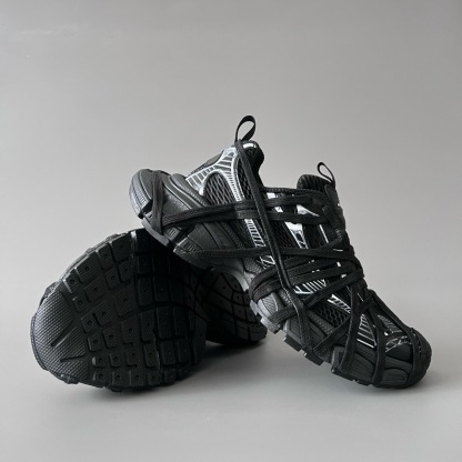 バレンシアガ「Balenciaga」Phantom Sneaker 3XL バンドデザイン ダディシューズ