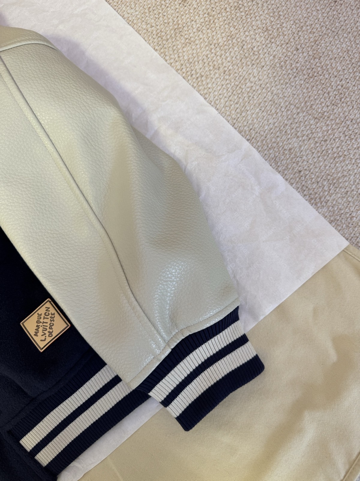 ルイ・ヴィトン「Louis Vuitton」モダンベースボールジャケット