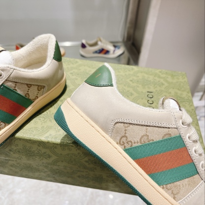 グッチ「Gucci」スクリーナー 初代ダーティスニーカー スニーカー