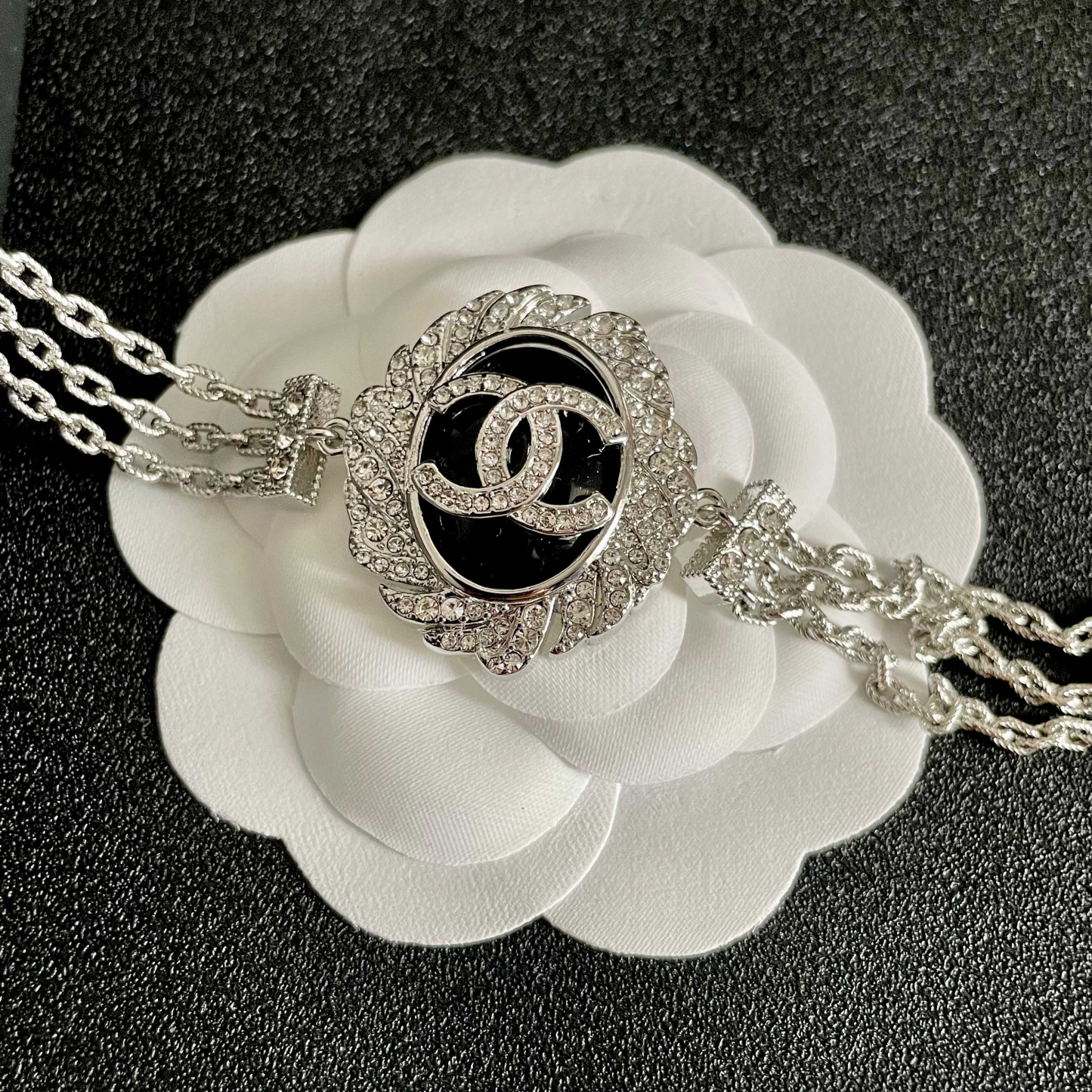 シャネル「Chanel」ダブルCダイヤモンドネックレス