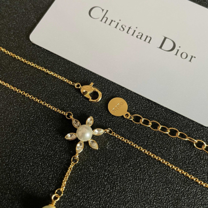 ディオール「Dior」Vintage ハート&ビー ネックレス