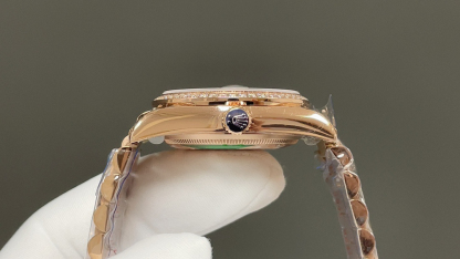 ロレックス「Rolex」 週間ジャーナル型36 mmダブルカレンダースチールベルト腕時計