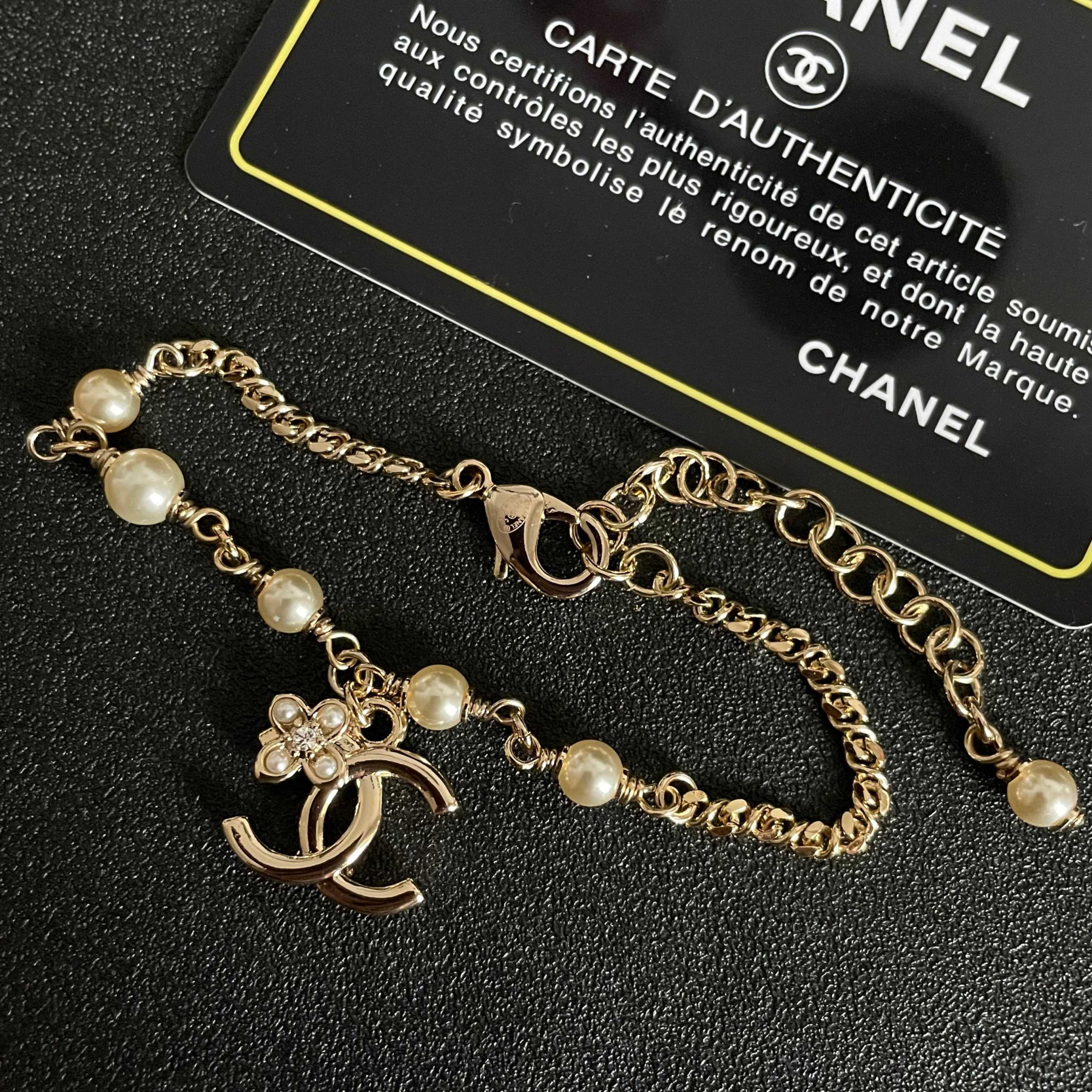 シャネル「Chanel」パール＆ダブルCブレスレット ブレスレット