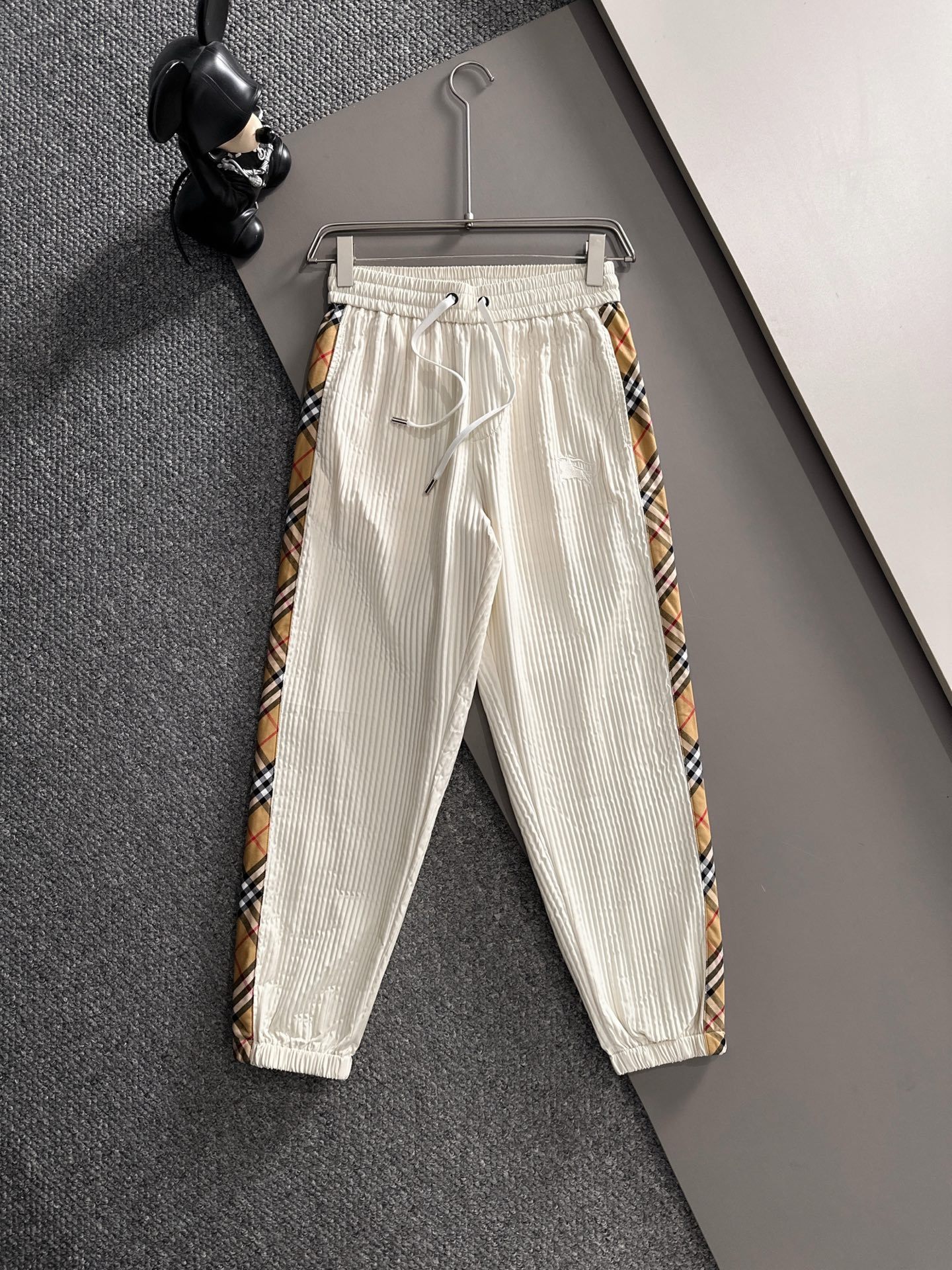 バーバリー「Burberry」秋冬 メンズカジュアルスポーツセット