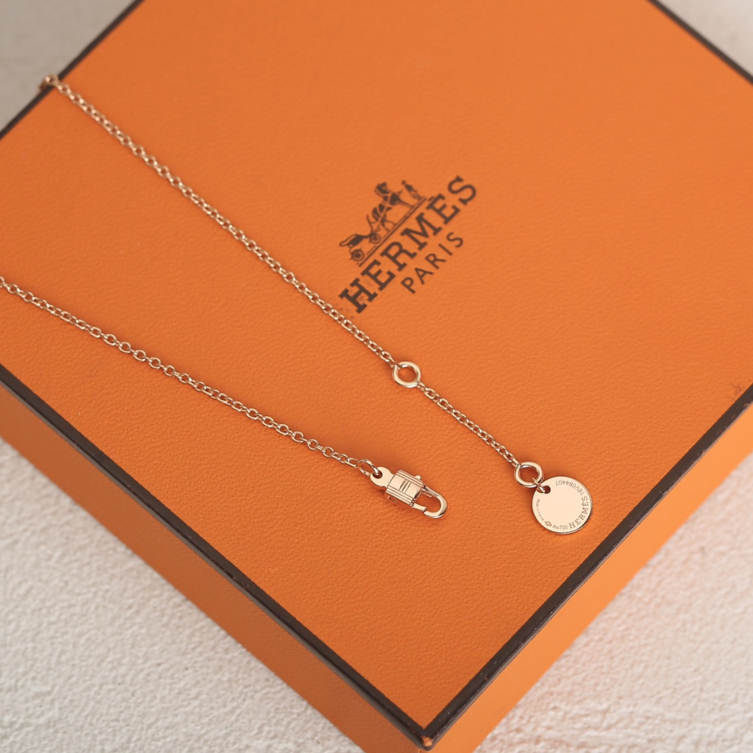 エルメス「Hermès」 Amulettes Constance ネックレス40cm