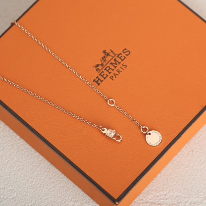 エルメス「Hermès」 Amulettes Constance ネックレス40cm