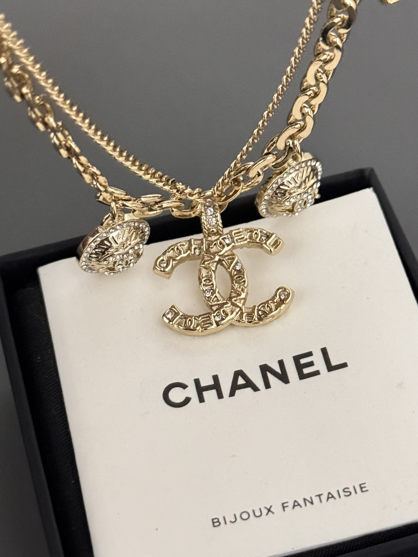 シャネル「Chanel」 レリーフ ダブルチェーン ブレスレット ブレスレット