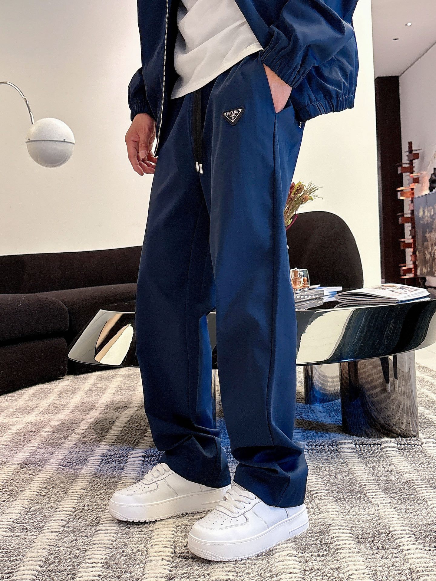 プラダ「Prada」秋冬 メンズ  カジュアルスポーツセット