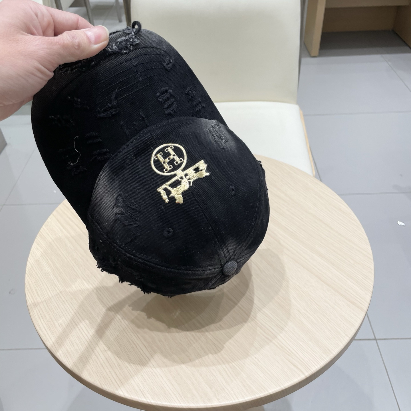 エルメス「Hermès」Classic ベースボールキャップ