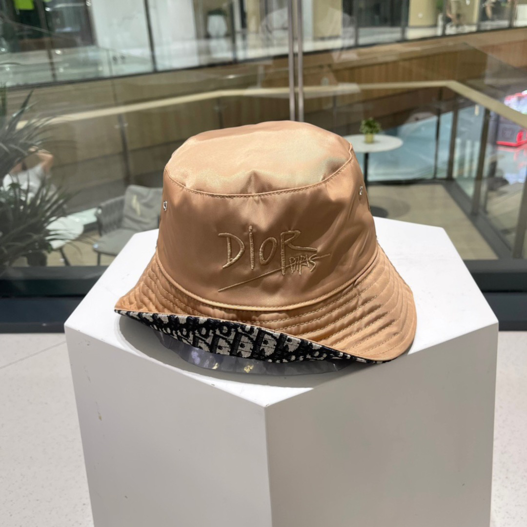 ディオール「Dior」 2025 リミテッドエディション ダブルフェイス バケットハット