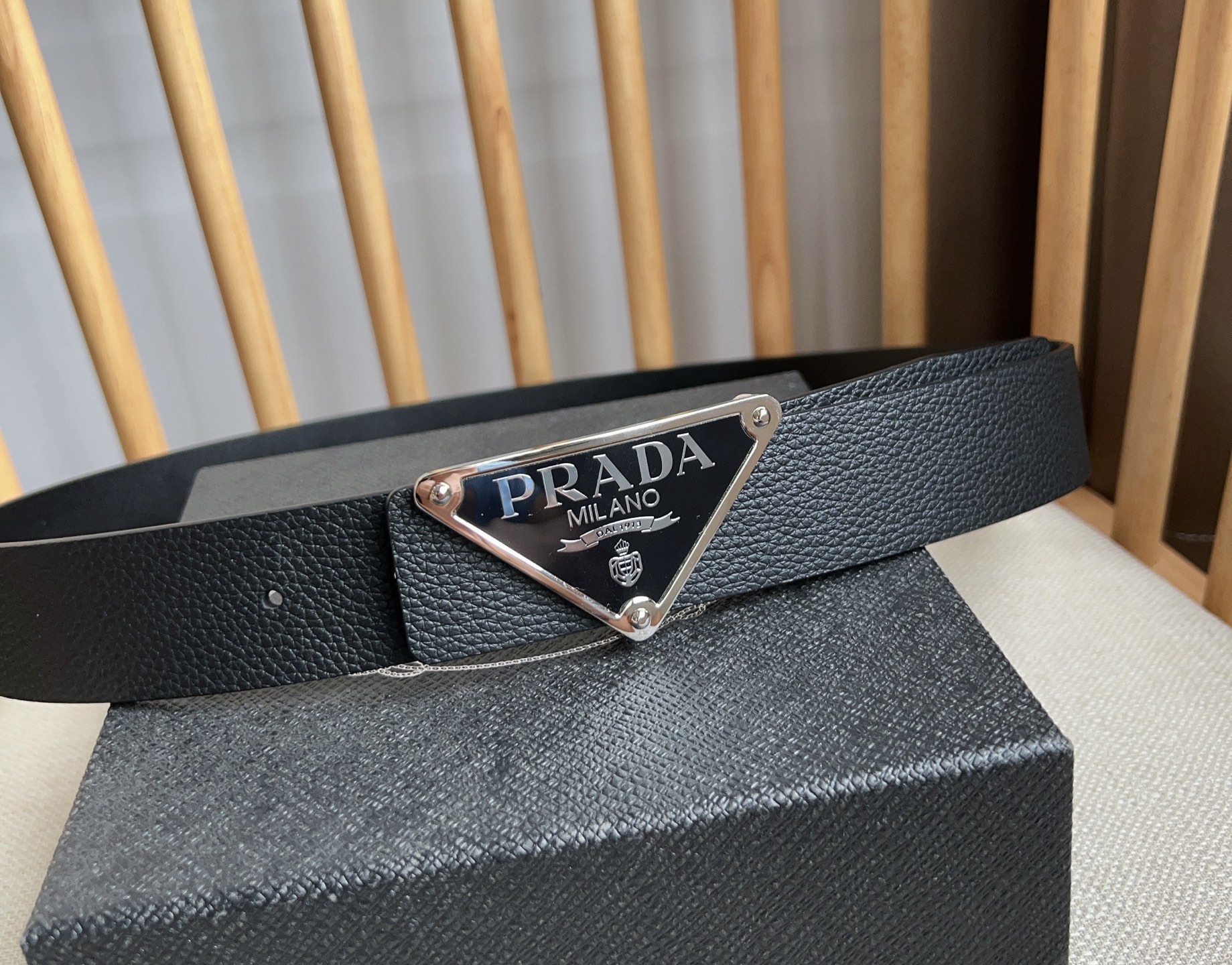 プラダ「Prada」バックル付きベルト コンビネーションアクセサリーコレクション100CM