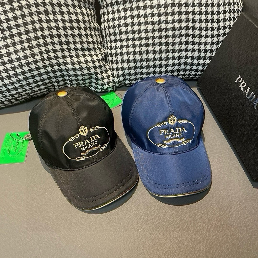 プラダ「Prada」  Re-Nylon Baseball Cap