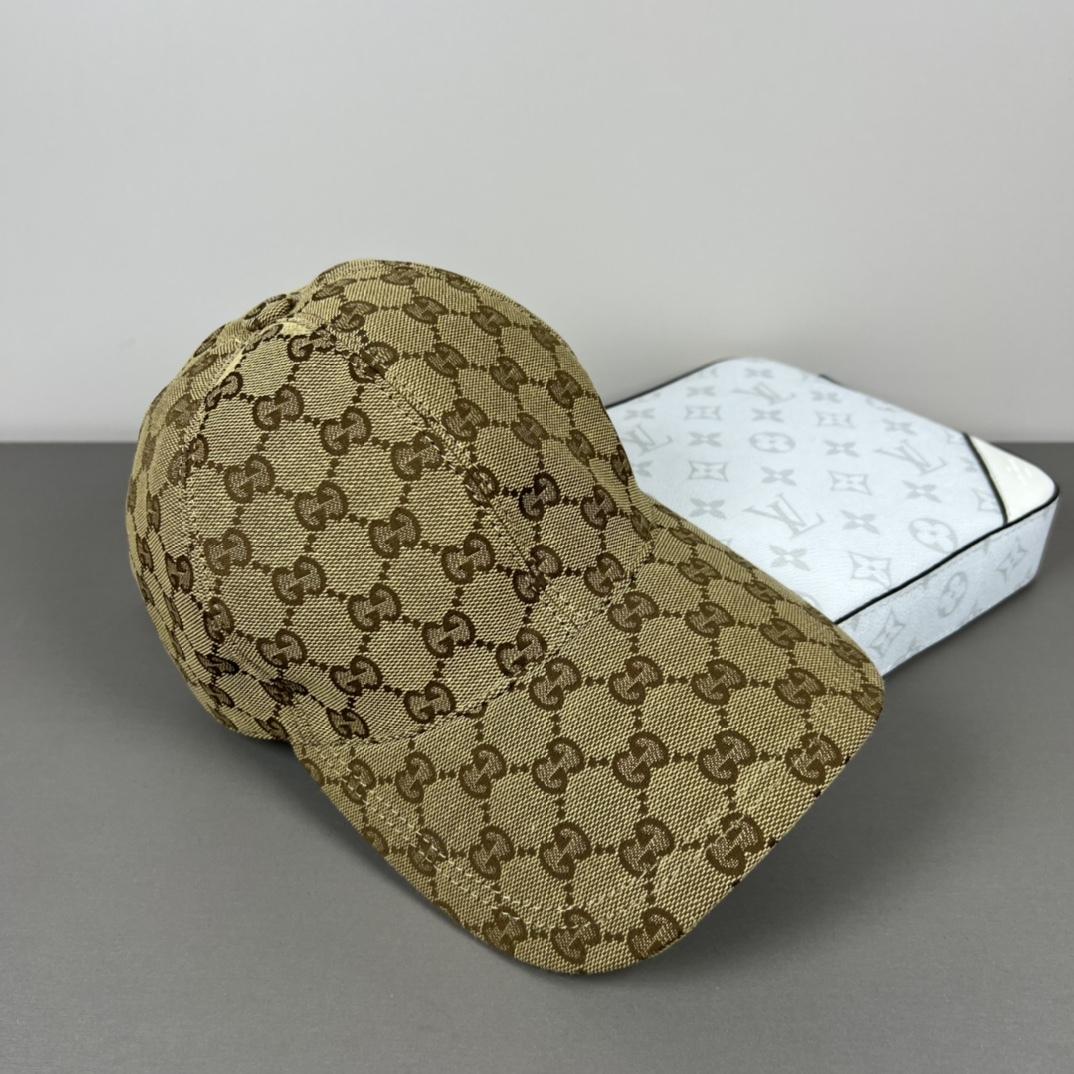 グッチ「Gucci」GGベースボールキャップ 2025コレクション