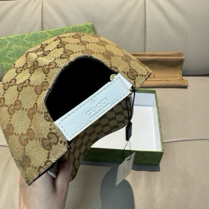 グッチ「Gucci」GGモノグラム ベースボールキャップ