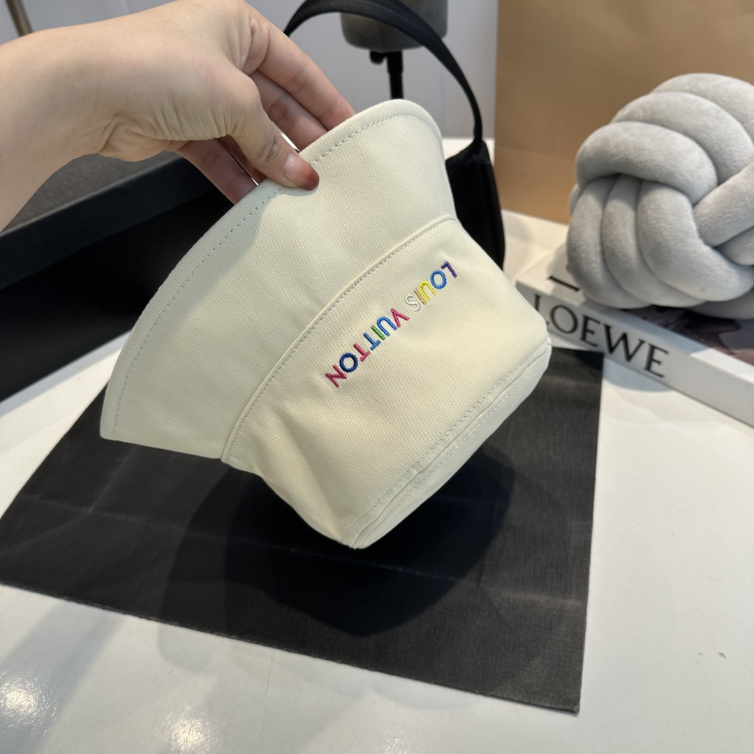 ルイ・ヴィトン「Louis Vuitton」 モノグラム 刺繍 バケットハット‌