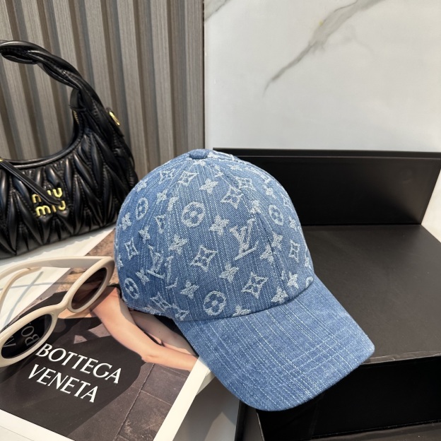ルイ・ヴィトン「Louis Vuitton」 Signature キャップ（メンズ）
