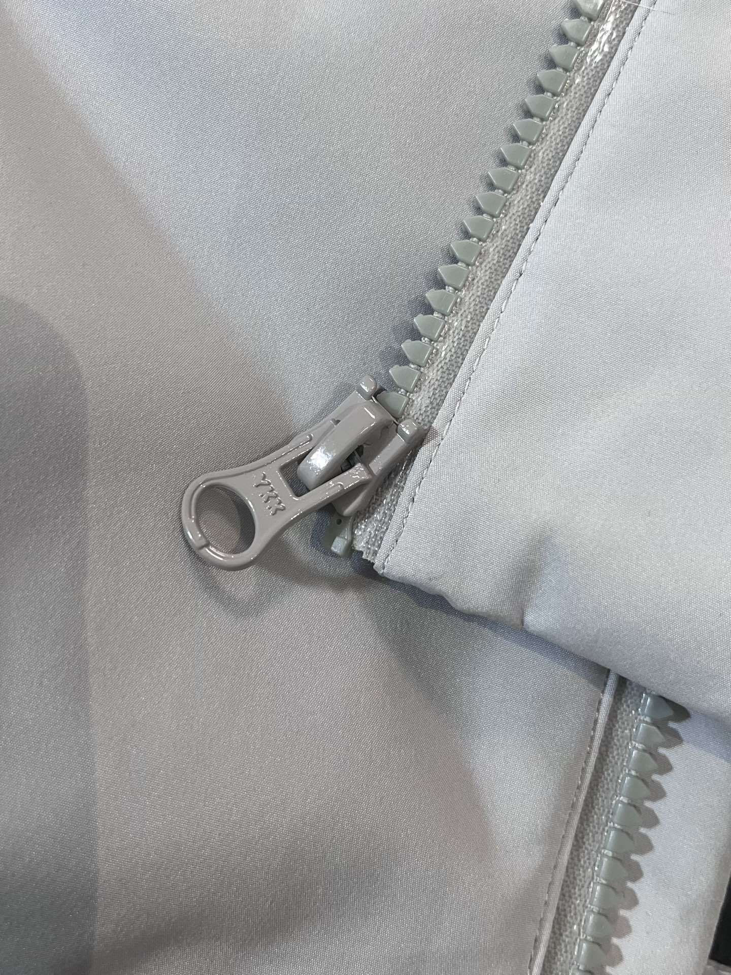 アークテリクス「ARC'TERYX」ウィンド＆ウォータープルーフ アウトドアジャケット