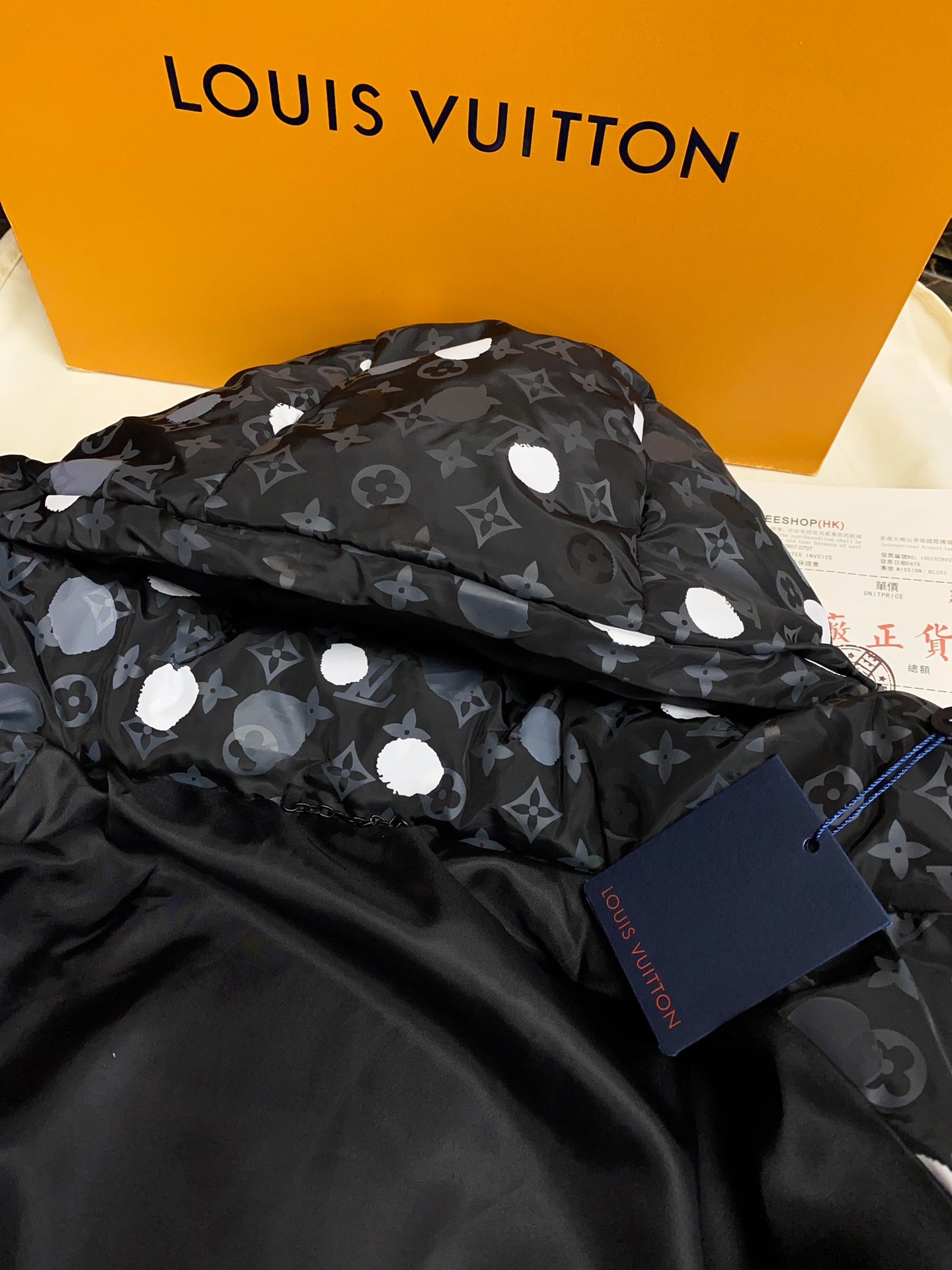 ルイ・ヴィトン「Louis Vuitton」MONOGRAM PILLOW ダウンジャケット