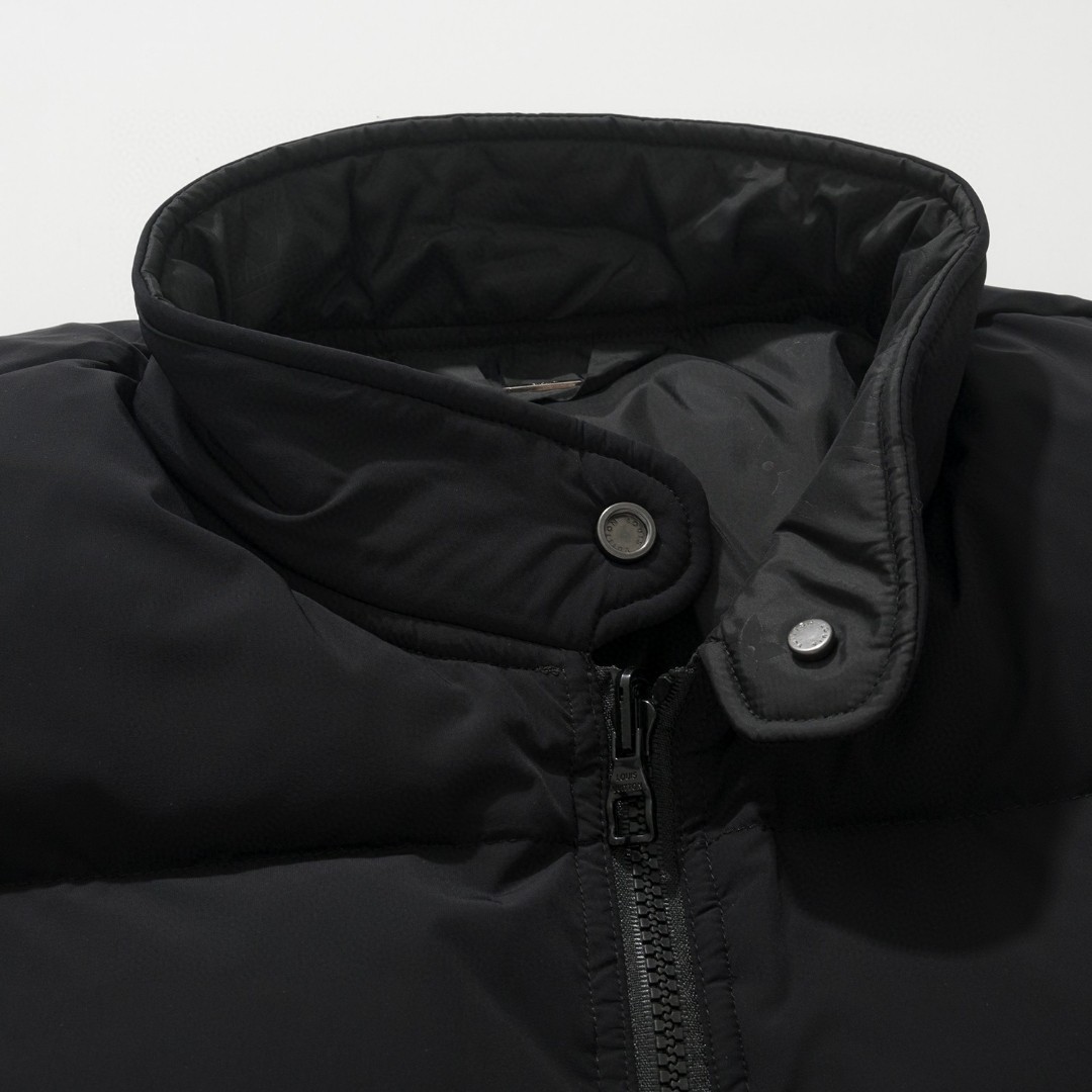 ルイ・ヴィトン「Louis Vuitton」ダブルフェイス レザーパッチ ダウンジャケット