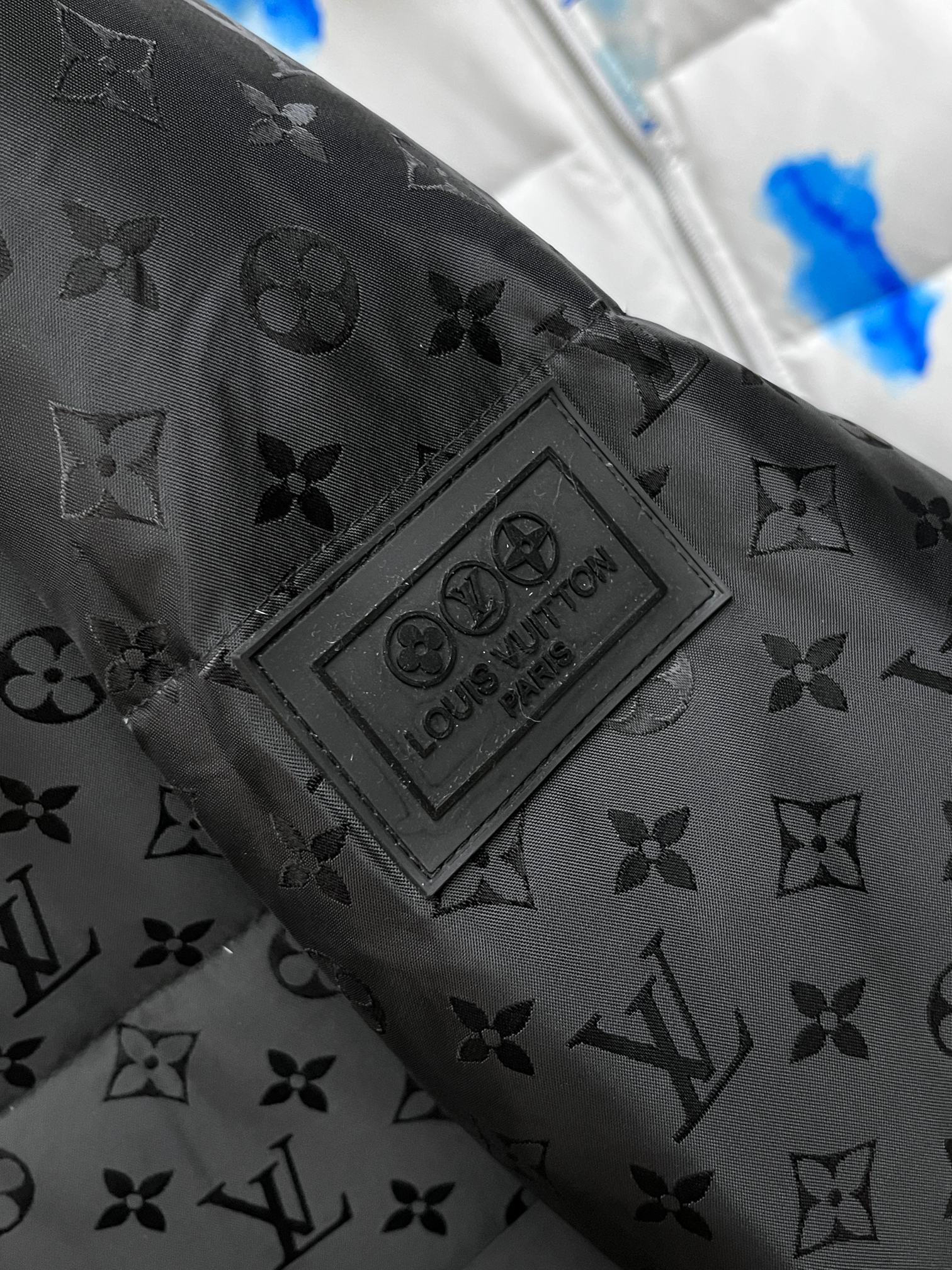 ルイ・ヴィトン「Louis Vuitton」‌ MONOGRAM PILLOW ダウンジャケット