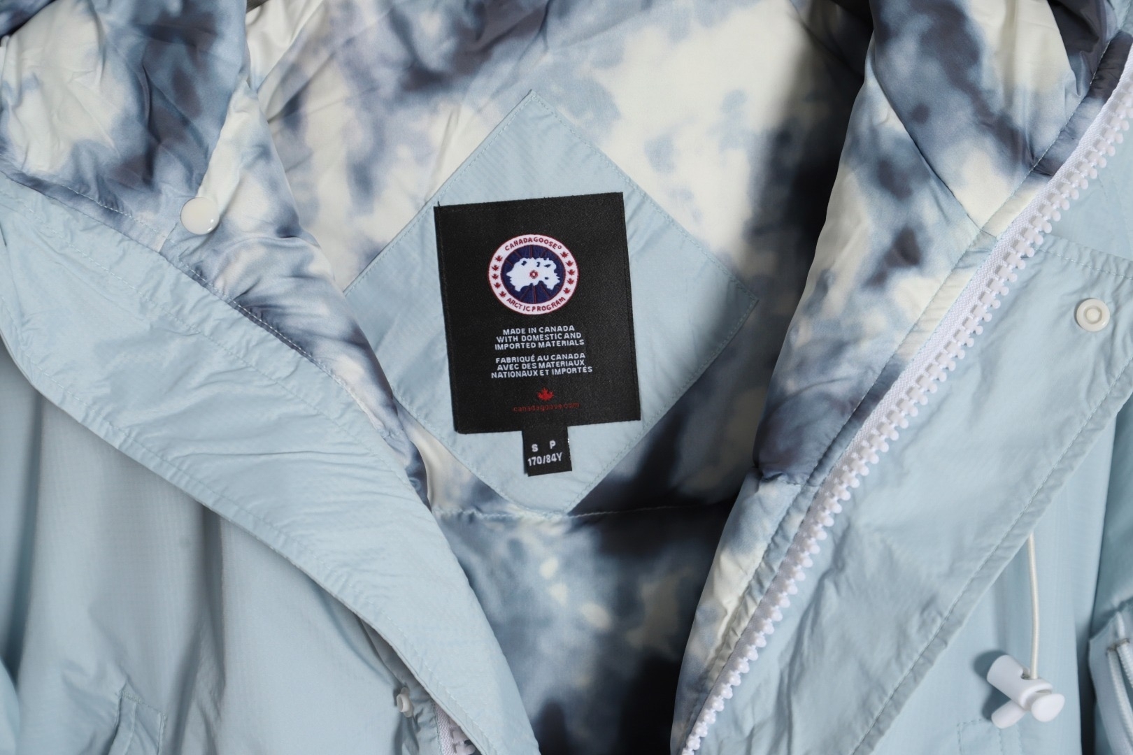 カナダグース「Canada Goose」ホワイトグレーシャー フライトジャケット