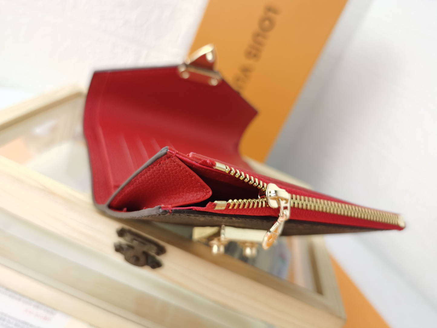 ルイ・ヴィトン(Louis Vuitton) ポルトフォイユパラス コンパクト