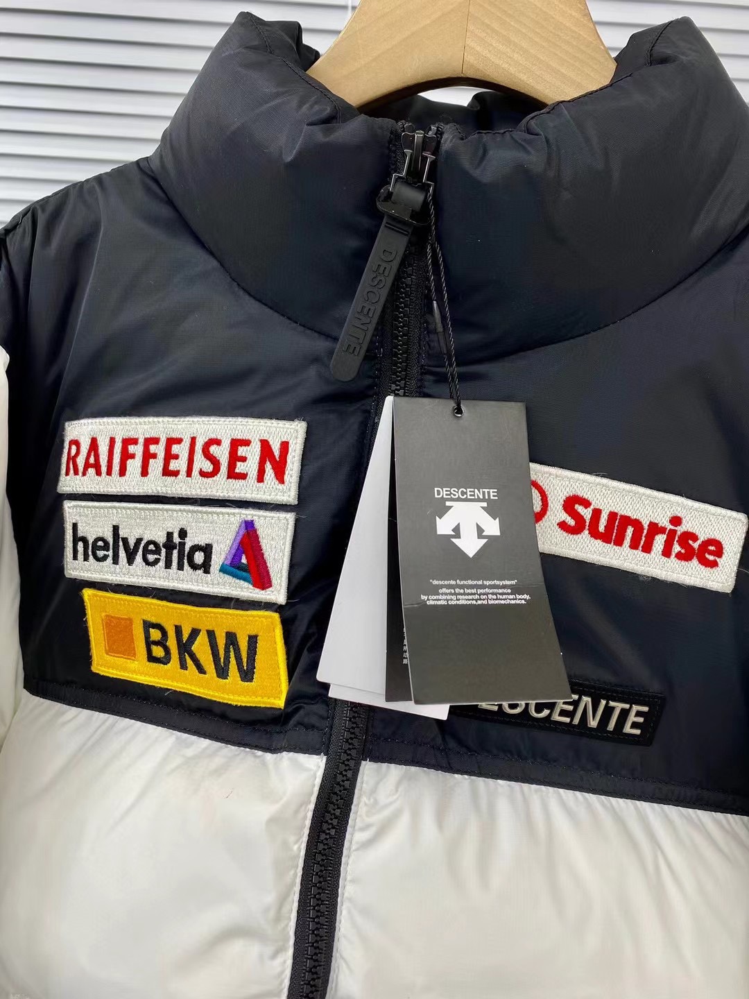 ザ・ノースフェイス「The North Face」スタンドカラー ダウンブラケット