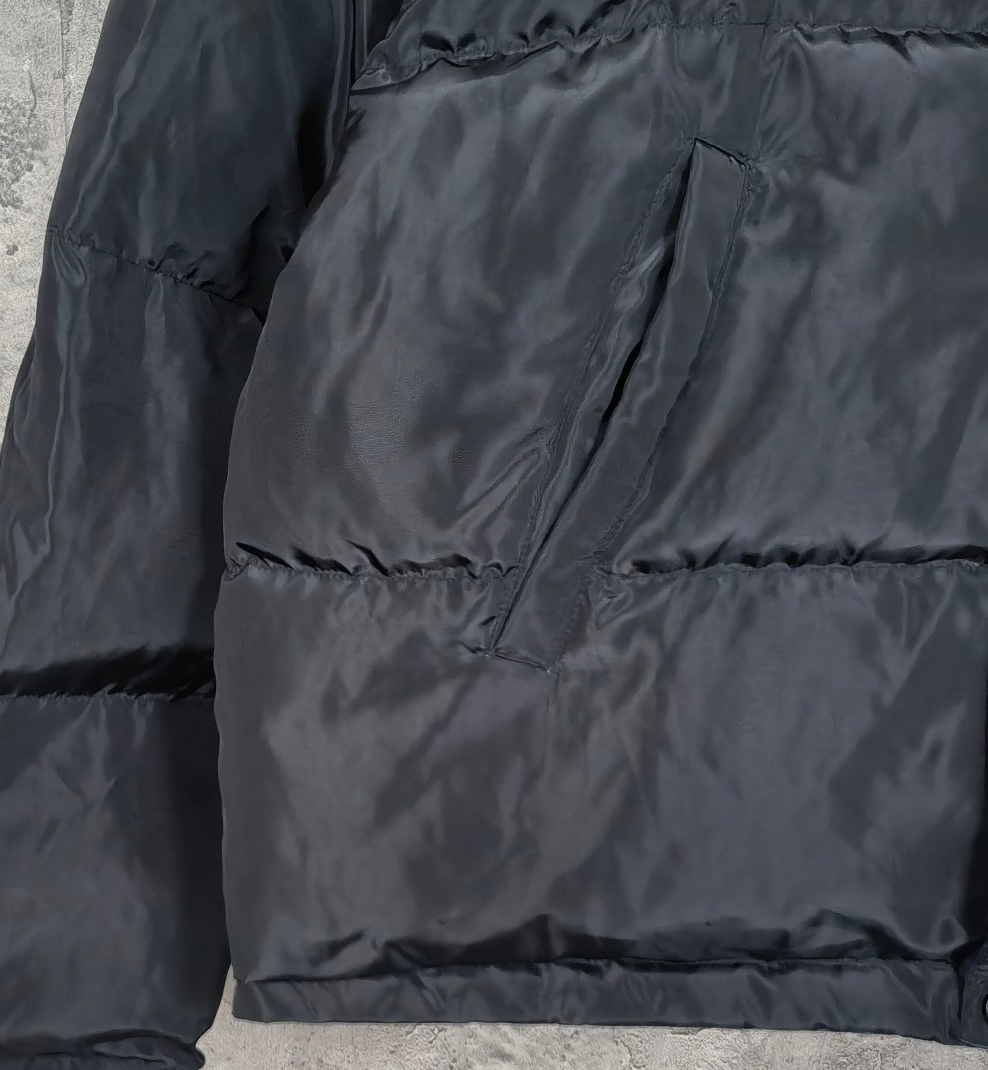 バレンシアガ「Balenciaga」秋冬新作刺繍大ピンダブルダウンジャケット