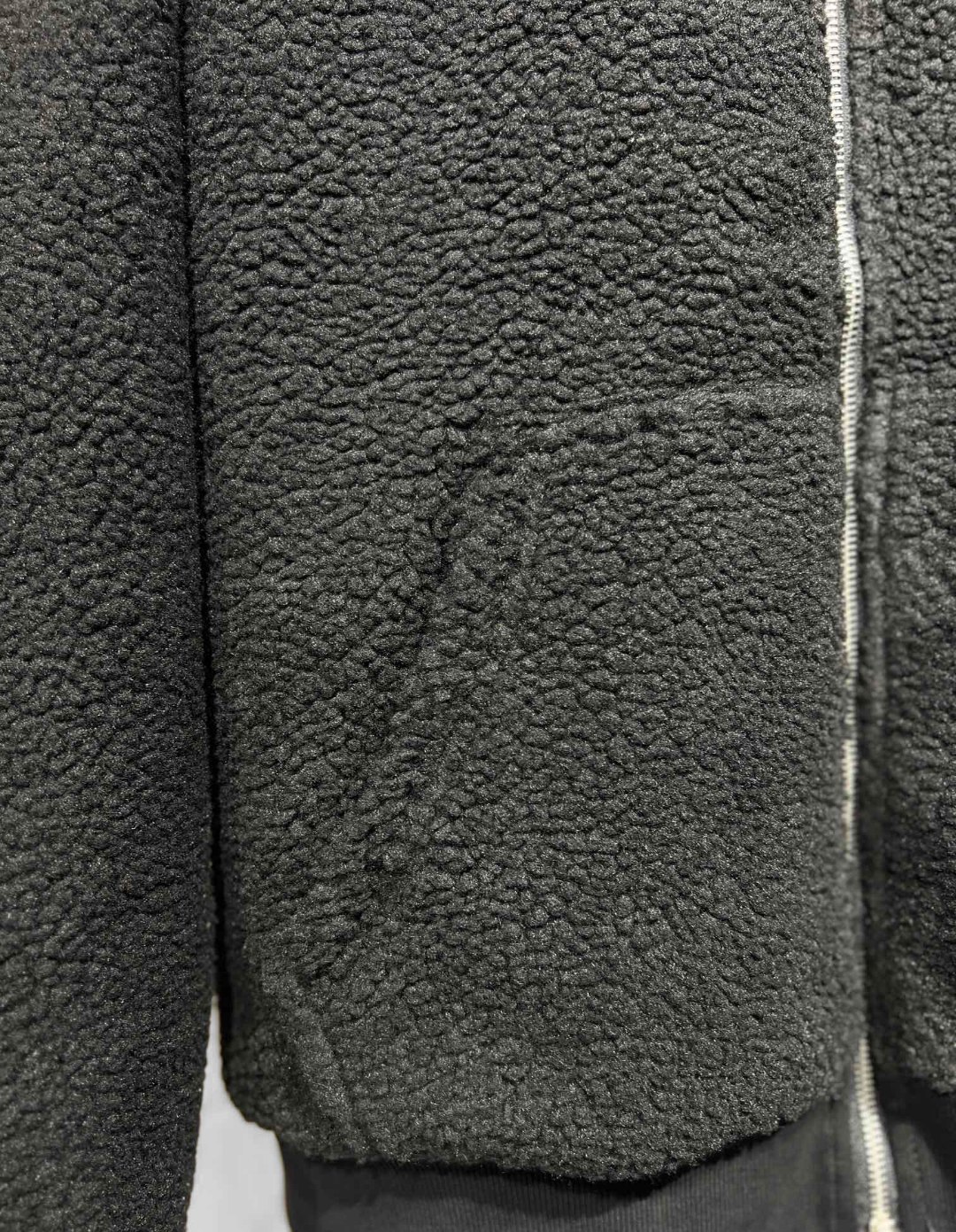 バレンシアガ「Balenciaga」‌最新24 FWカフステディラム毛リバーシブルレザージャケット