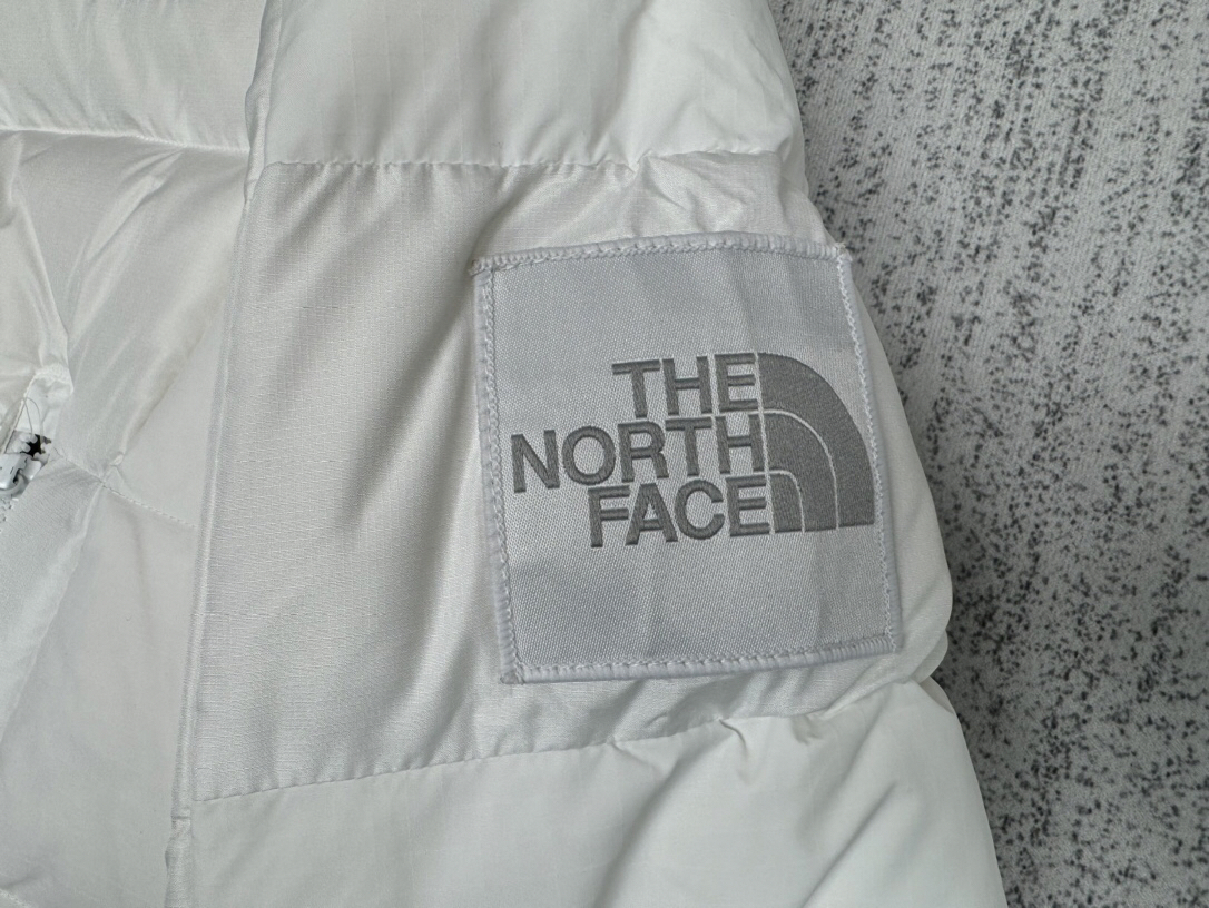 ザ・ノースフェイス「The North Face」アメリカンスタイル ショート パッチワーク ダウンジャケット