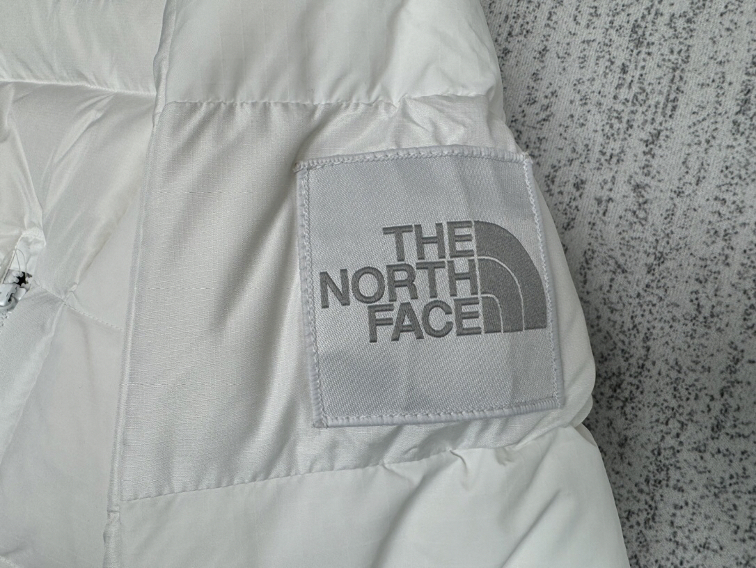ザ・ノースフェイス「The North Face」アメリカンスタイル ショート パッチワーク ダウンジャケット