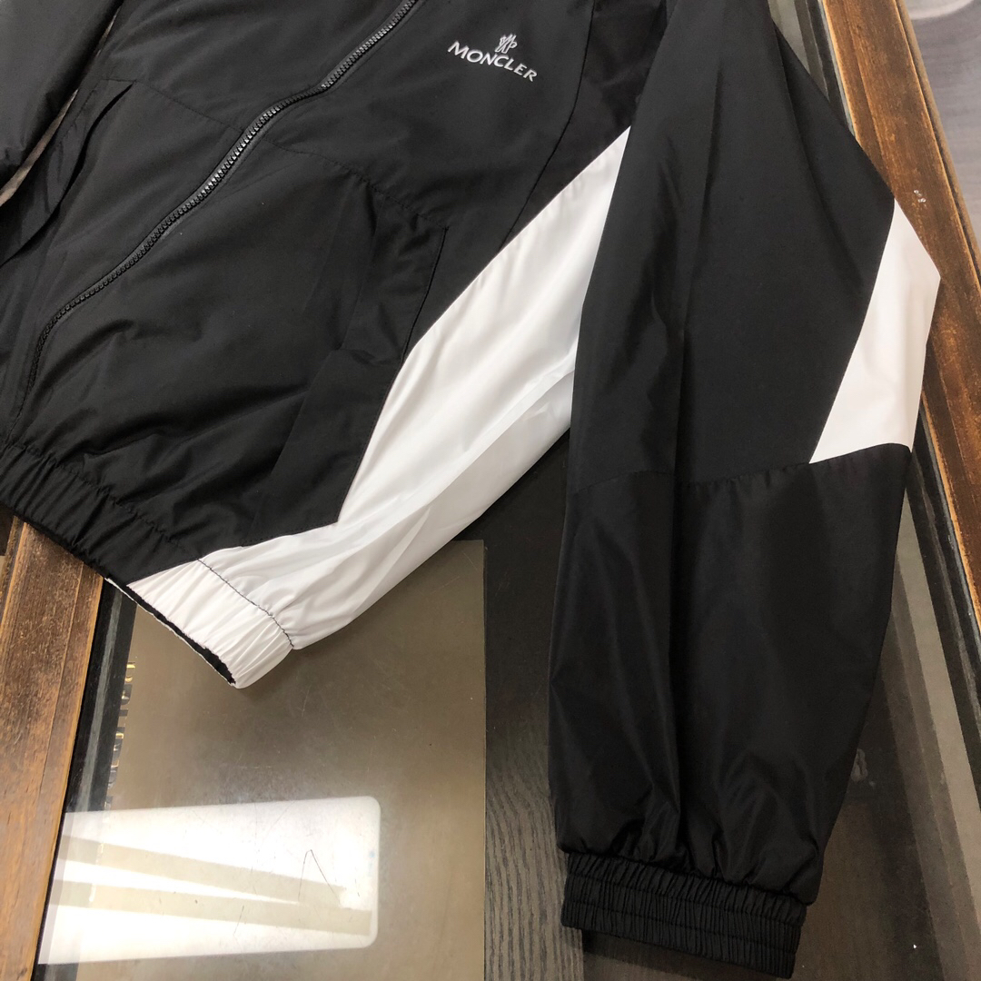 モンクレール「Moncler」2024早春 ブラック＆ホワイトカラーブロック トレンチコート風フードジャケット
