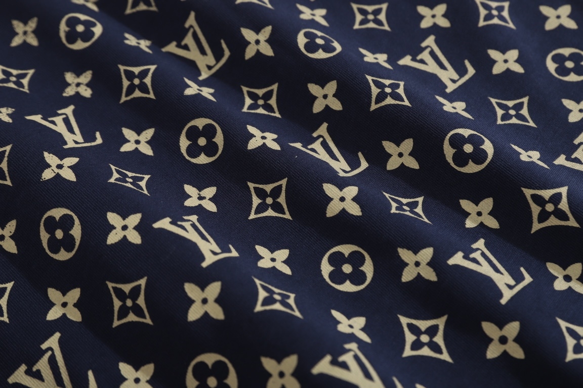 ルイ・ヴィトン「Louis Vuitton」モノグラムオールオーバー 半袖Tシャツ