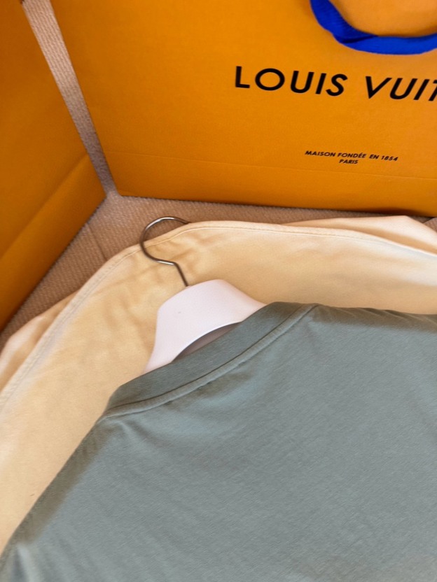 ロエベ「Loewe」アナグラム タオル刺繍 ウォッシュドTシャツ