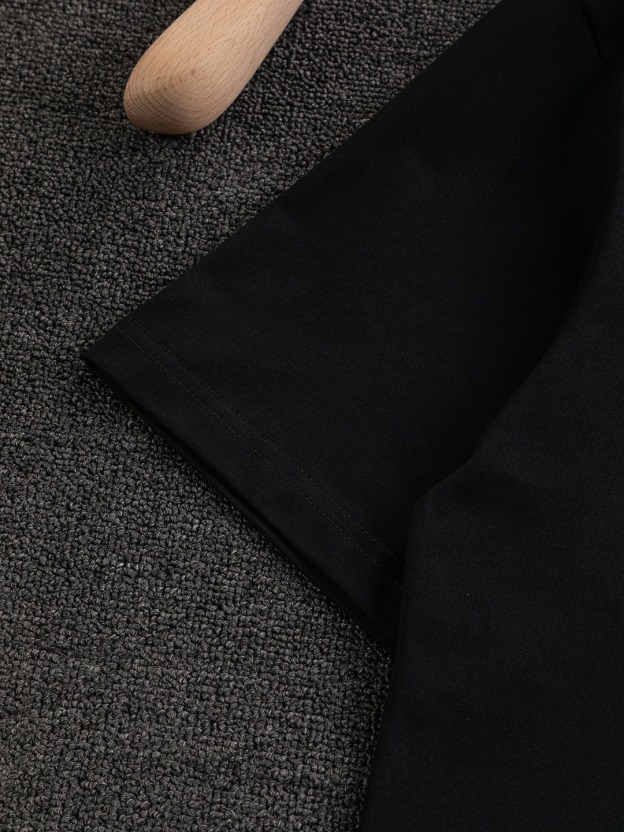 ロエベ「Loewe」マルチカラー レター エンブロイダリー Tシャツ