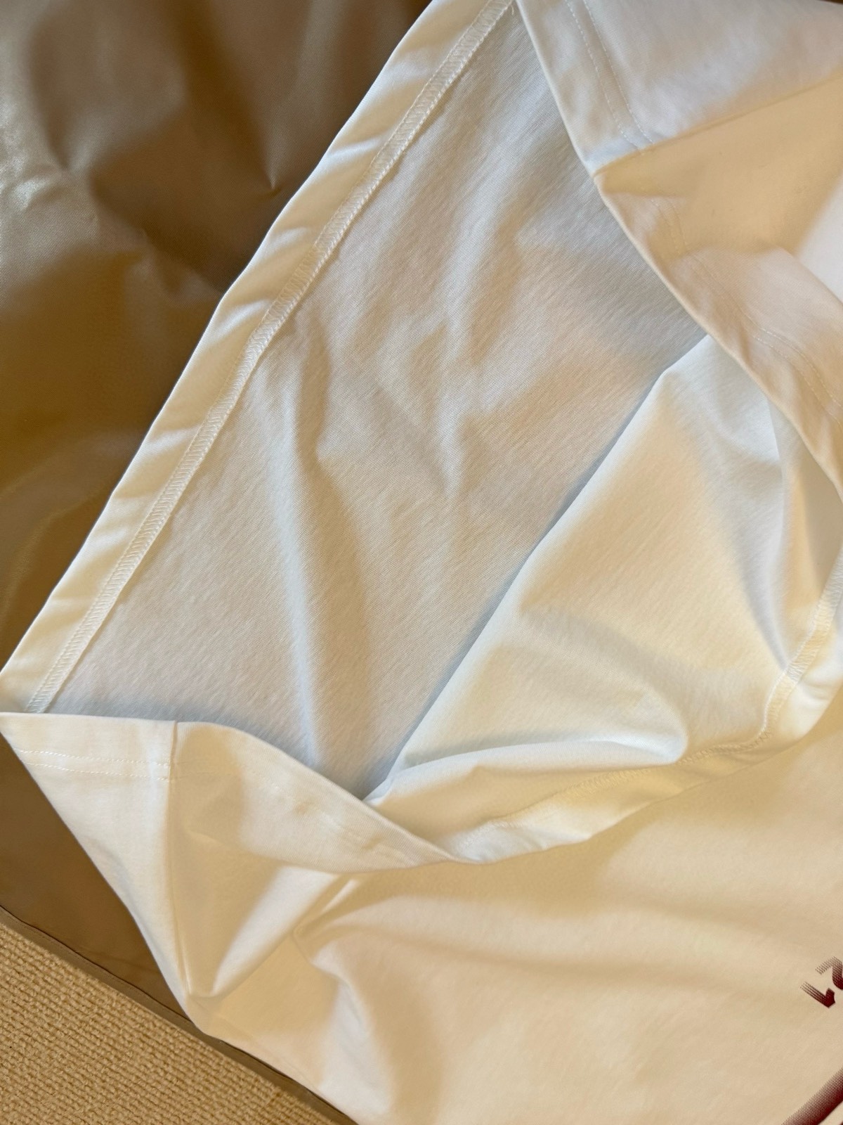 グッチ「Gucci」グラデーション GG プリント Tシャツ