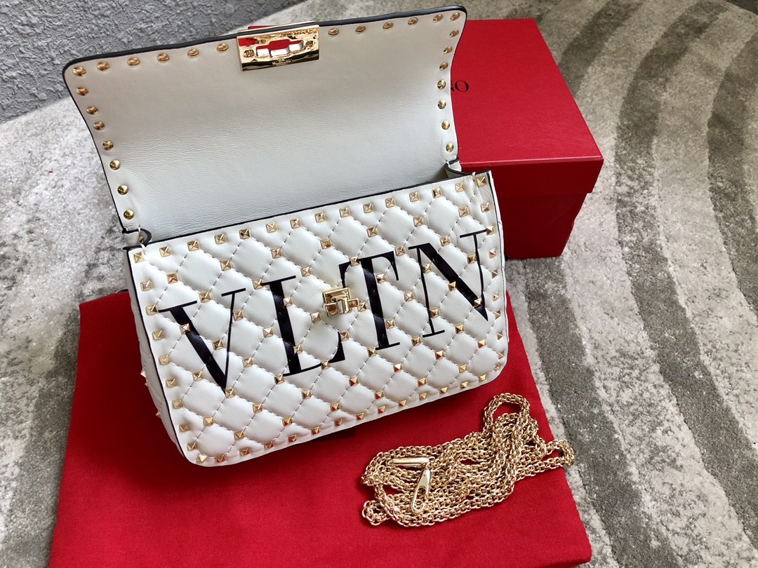 ヴァレンティノ「Valentino」ガラヴァーニ ミニ スタッド レザー ショルダーバッグ